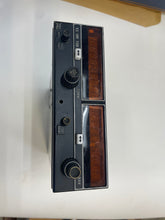 Load image into Gallery viewer, VHF NAV COMM TRANSCEIVER P/N 069-1024-09
