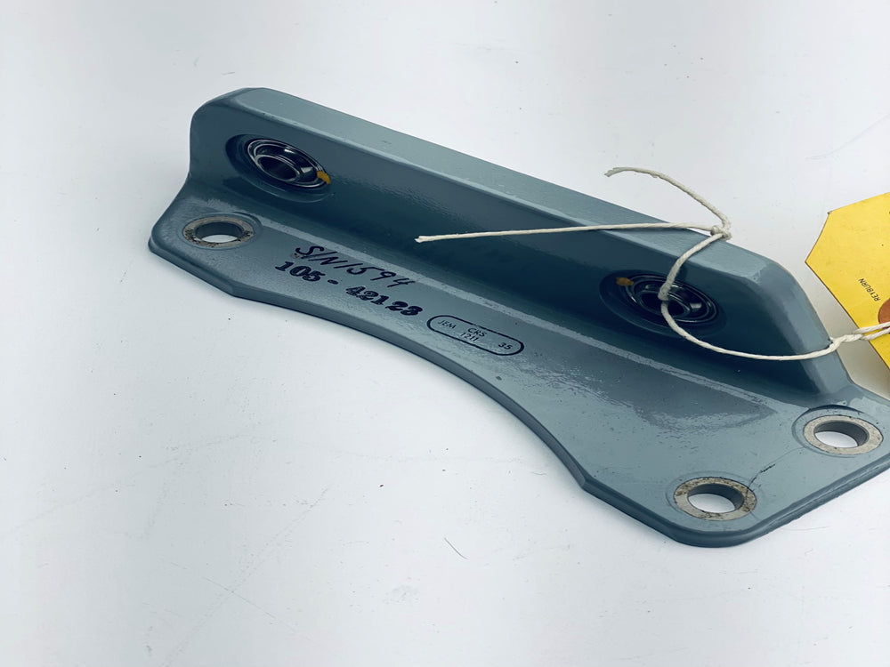 BRACKET P/N 105-42123