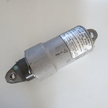 Load image into Gallery viewer, OLIO SERVO-NOSE LANDING GEAR P/N OMP3967-2
